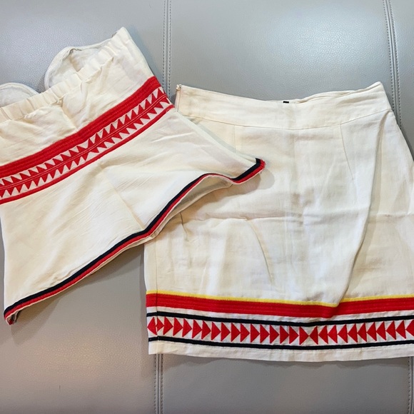 Matching Set - Picture 2 of 2